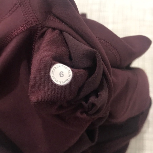 Lululemon Wunder Train HR Shorts 8” - Picture 9 of 10